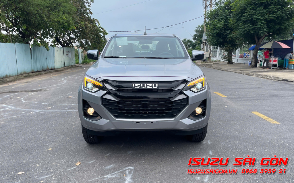 XE ISUZU DMAX 1 CẦU SỐ TỰ ĐỘNG  PRESTIGE AT 1